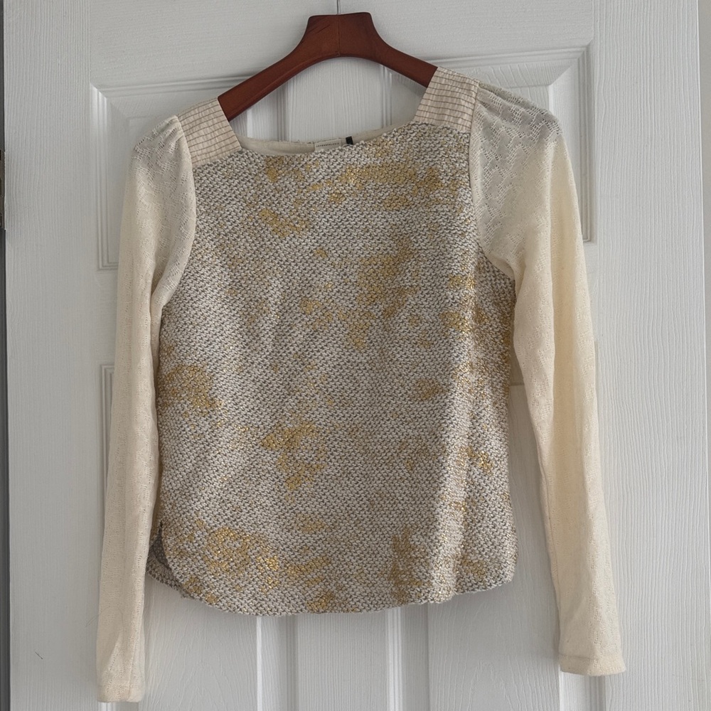 Anthropologie AKEMI + KIN Elegant Cream and Gold Women's Top. Small